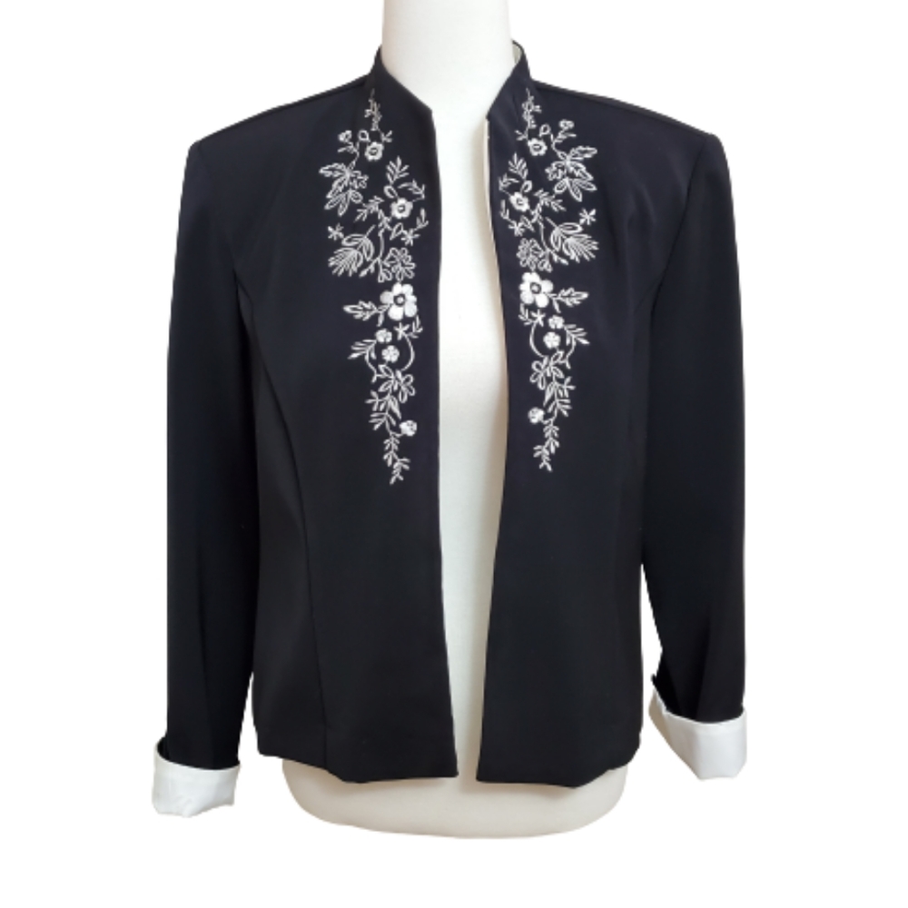 Elegant Black Embroidered Women's Jacket